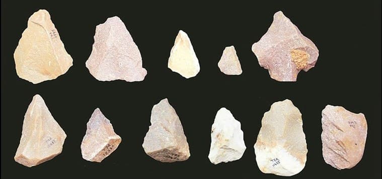 Stone tools from Attirampakkam: Attirampakkam, in Tamil Nadu, is an important Lower Palaeolithic site, of the earliest stone tool cultures with large and heavy tools.